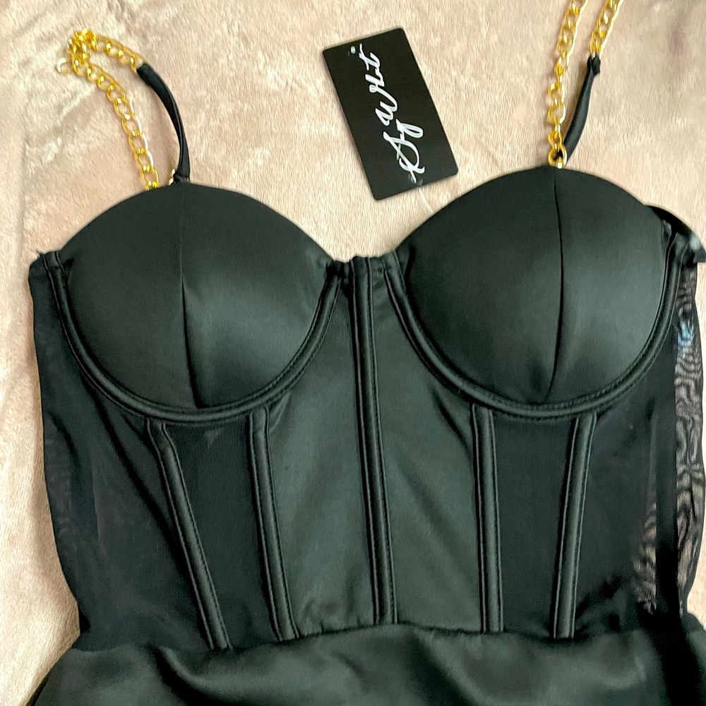 Dress color:black size :S